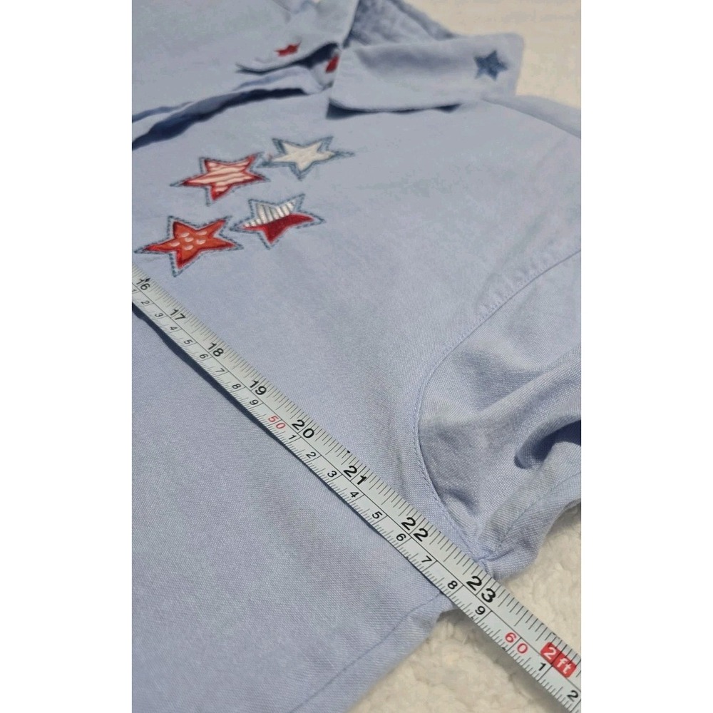 VTG Passports Light Blue Chambray L Button Up Women Shirt Patriotic Embroidered - Picture 3 of 6